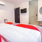 Oyo 89576 Mokka Hotel