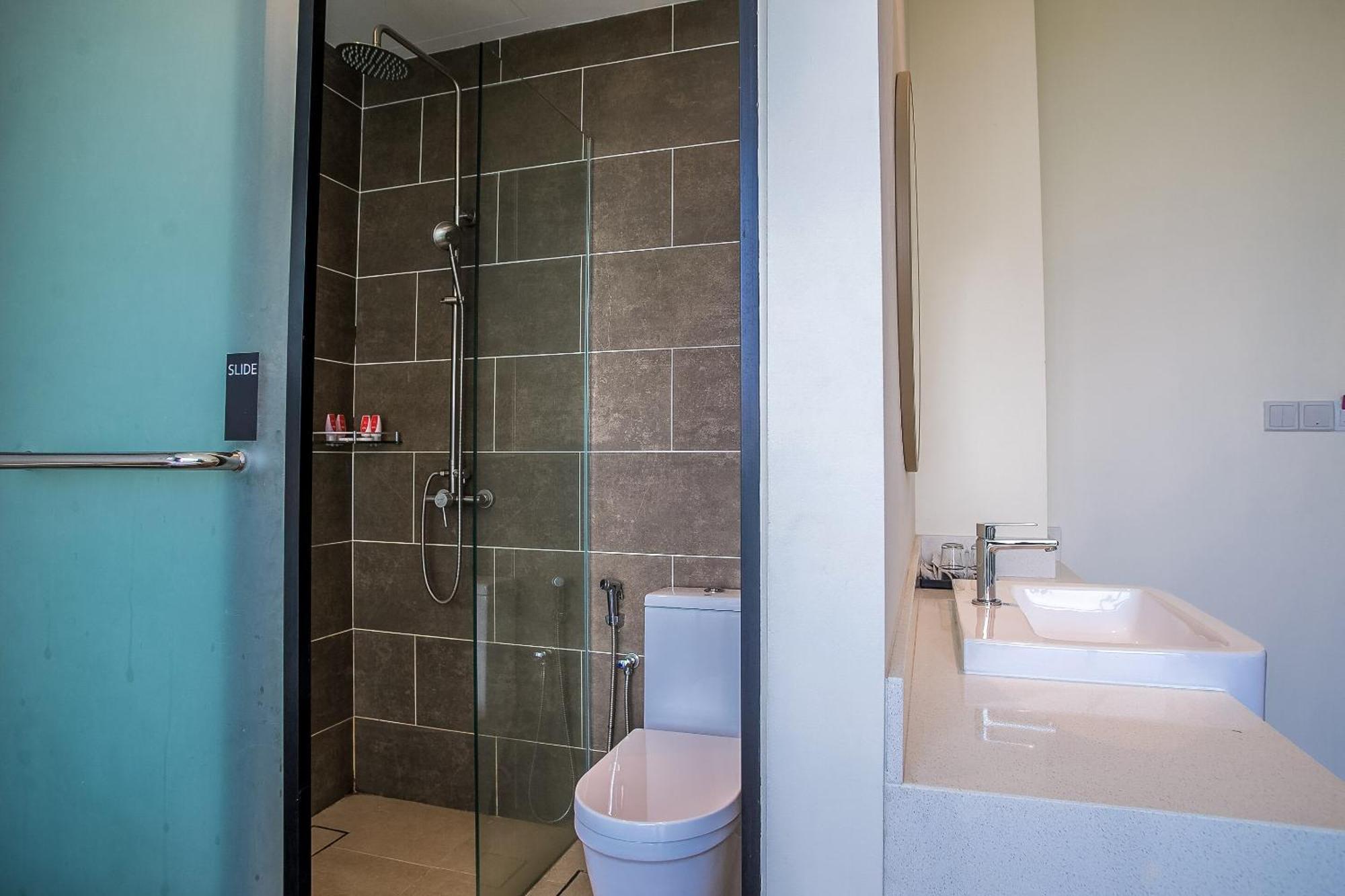 Hotel Oyo 89576 Mokka 2*